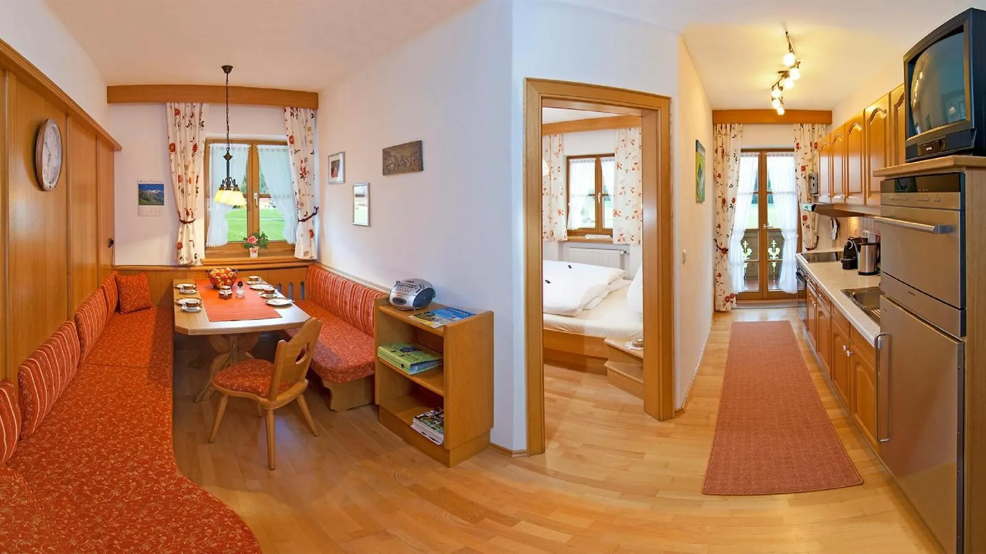 Apartmán Ferienwohnungen Zum Baur Krün