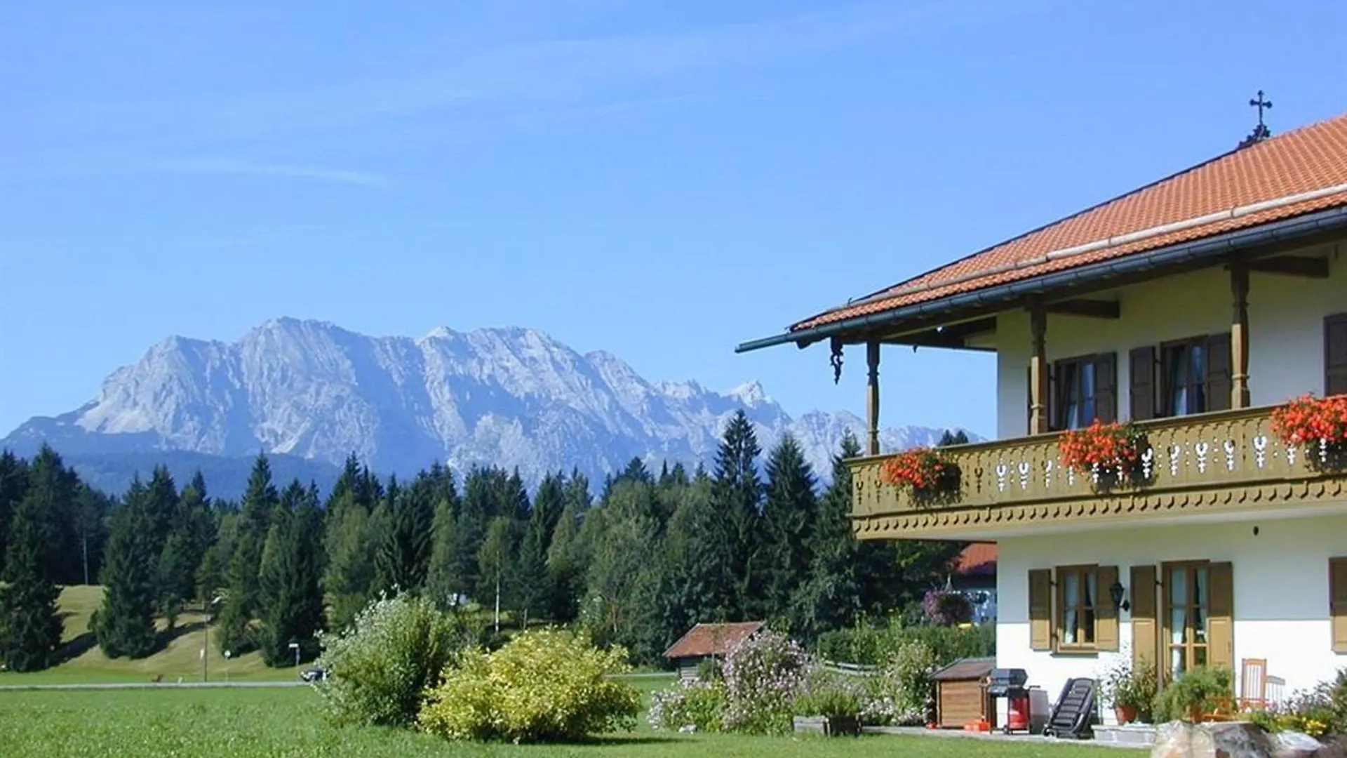 Ferienwohnungen Zum Baur Krün 0*,