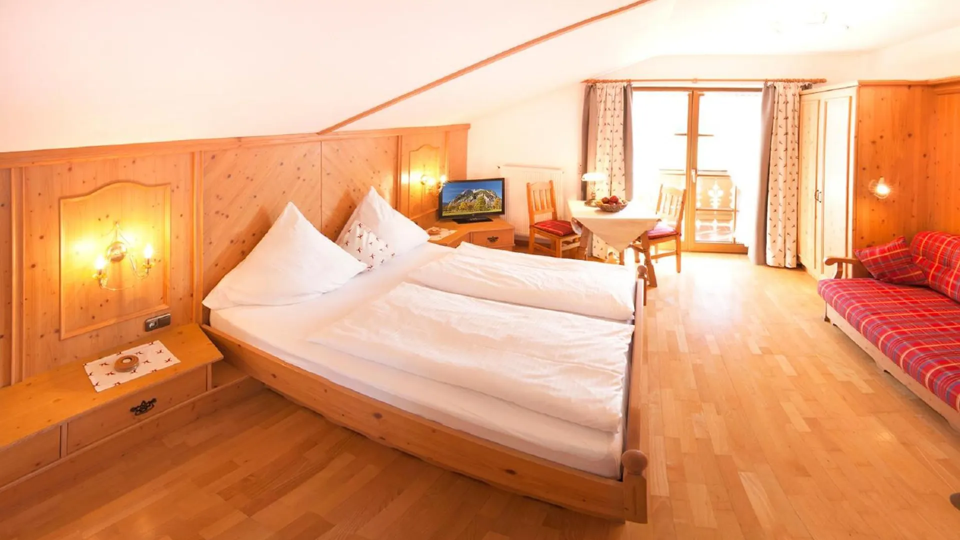 Ferienwohnungen Zum Baur Krün Německo